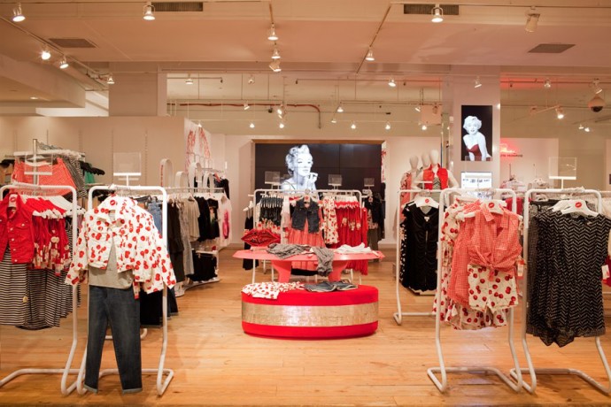 Style News: Marilyn Monroe Collection at Macy's 